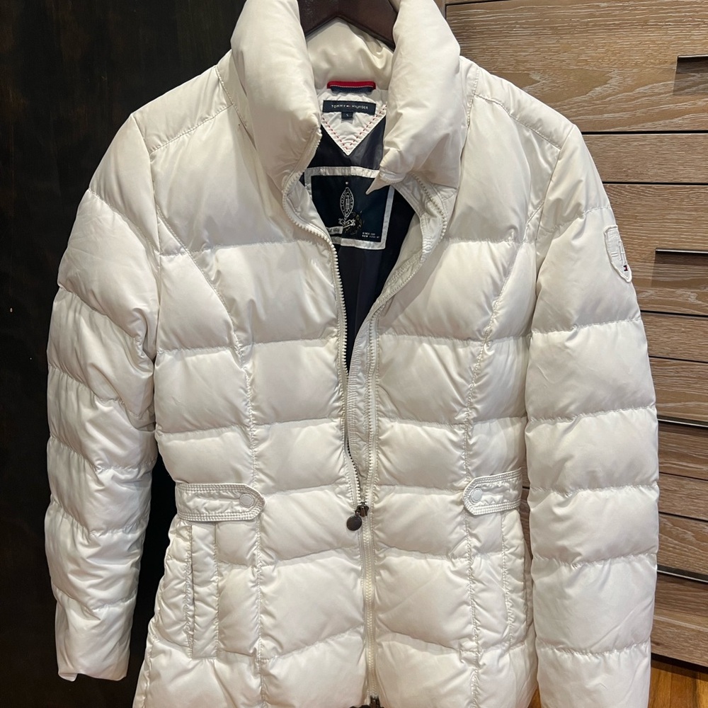 Tommy Hilfiger Women's White Puffer Jacket